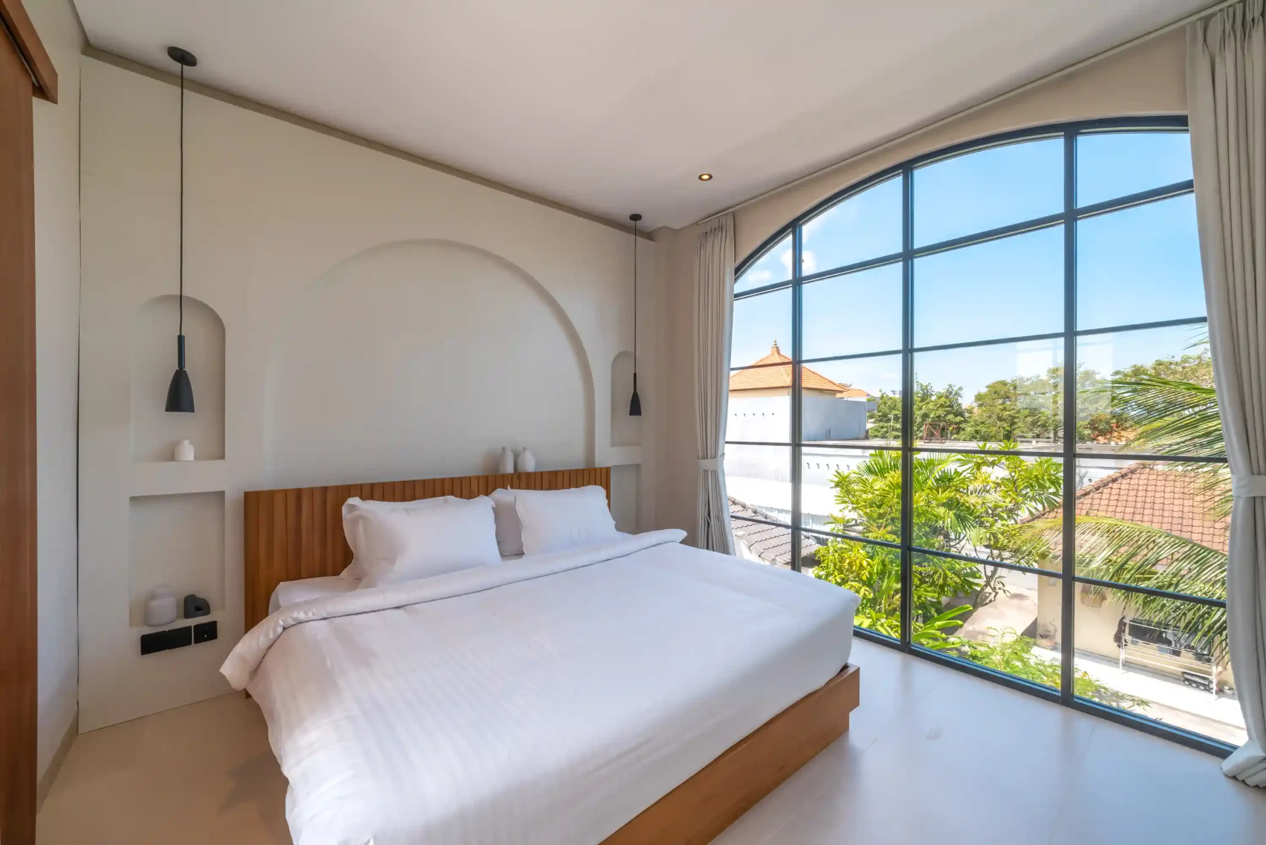bedroom-bali-mansion