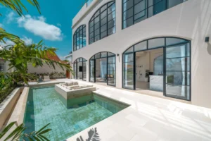 swimming-pool-Bali-Mansion