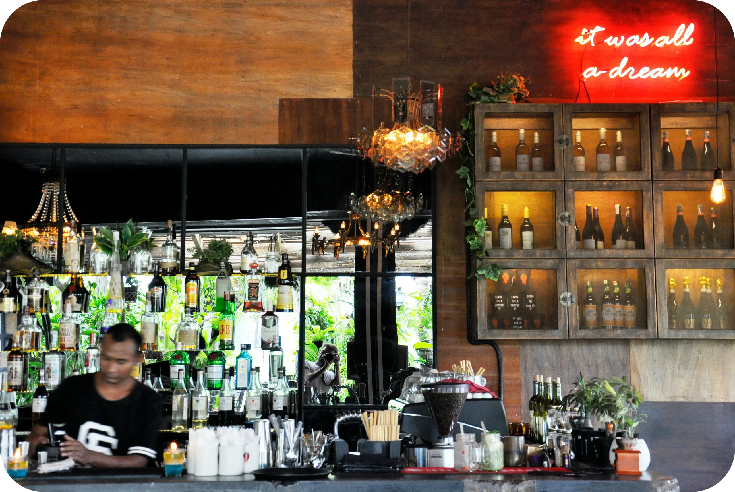 F&B