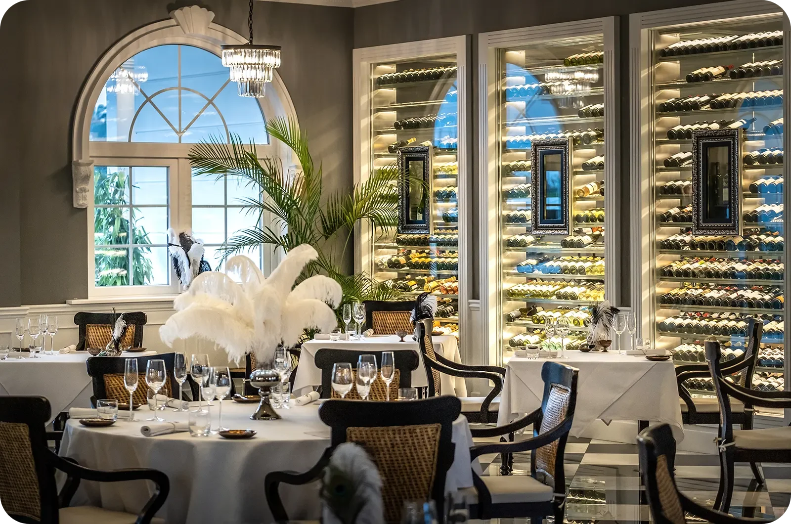 12 Best Restaurants in Ubud, Seminyak, and Canggu 11 Aperitif