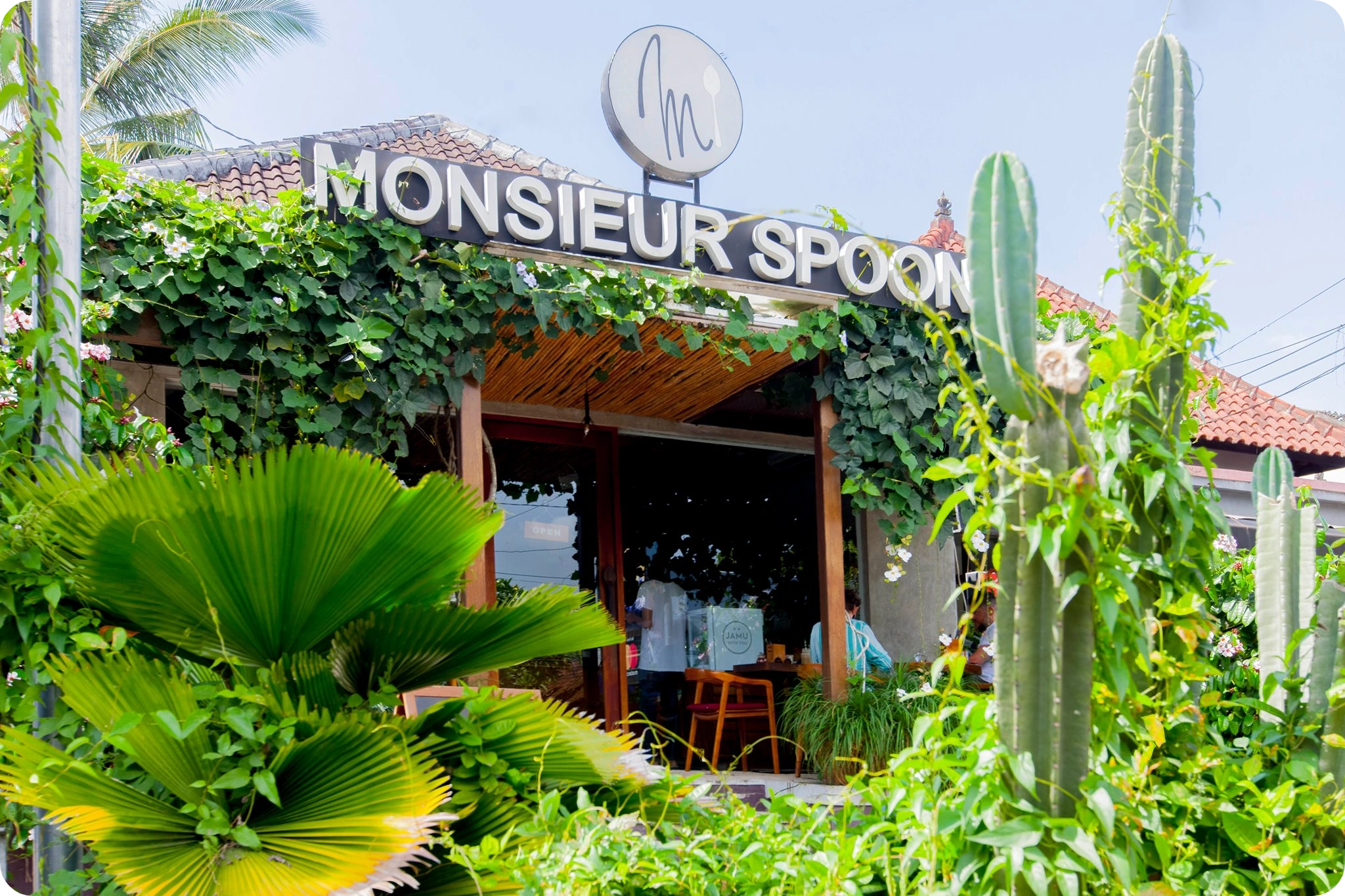 10 Best Bali Coffee Shops and Cafes 10 monsieur