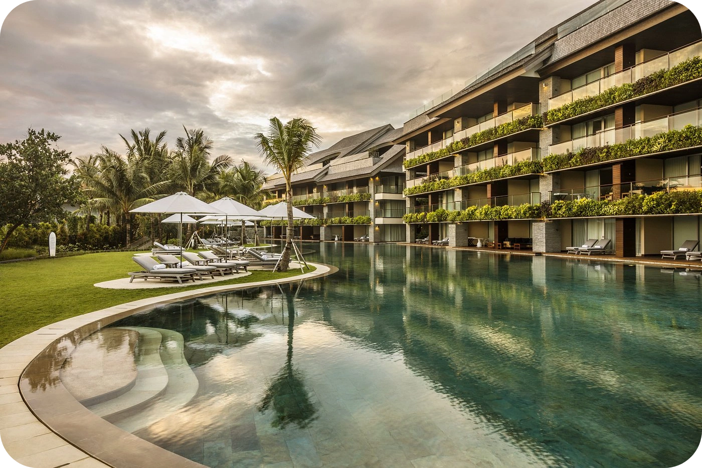 10 Top-Rated Hotels in Bali by City 11 COMO