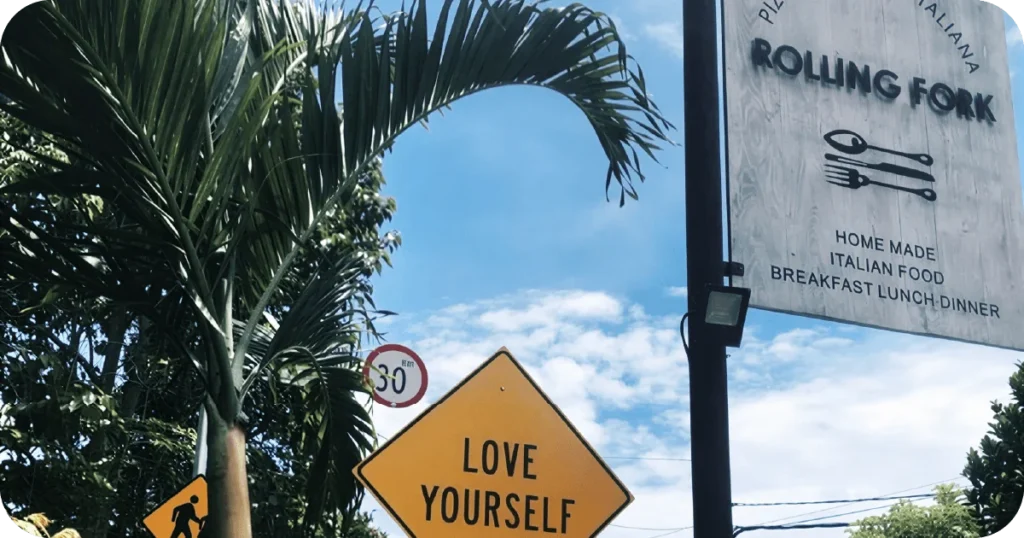 Rolling Fork Padang Padang roadside sign advertising homemade Italian food